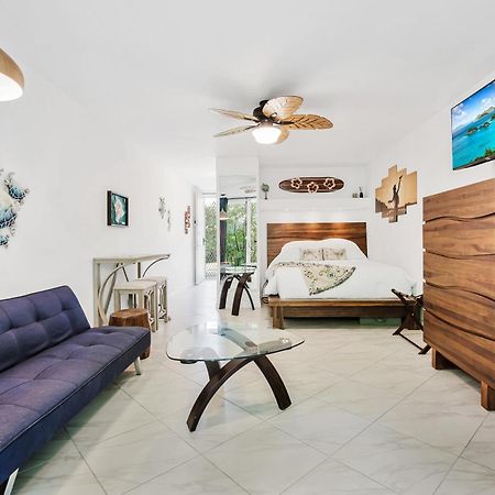 Downtown Hawaiian Theme Condo With Hot Tub, Pool & Beach - Kona Islander Inn Kailua-Kona Ngoại thất bức ảnh
