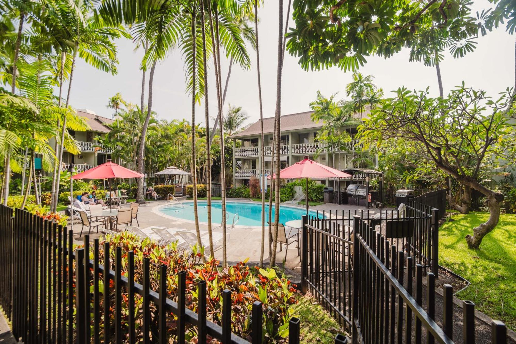 Downtown Hawaiian Theme Condo With Hot Tub, Pool & Beach - Kona Islander Inn Kailua-Kona Ngoại thất bức ảnh